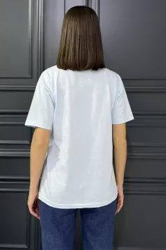Bisiklet Yaka Taşlı Kelebek Motifli Kadın Tişört Bebemavisi