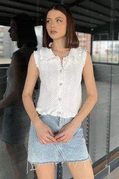 Kadın Bebe Yaka Dalga Desenli Triko Yelek Beyaz