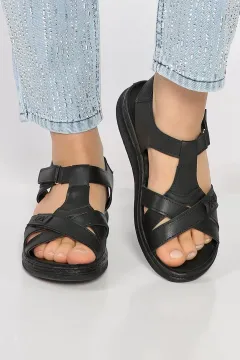 Kadın Cırtlı Sandalet Siyah