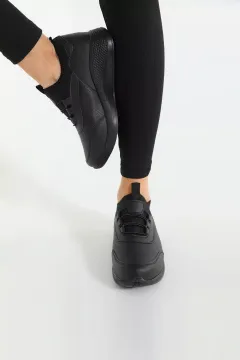 Kadın Dolgu Taban Lastik Bağcıklı Spor Ayakkabı Siyah
