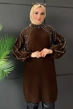 Kadın İnci Detaylı Tesettür Triko Tunik Kahve