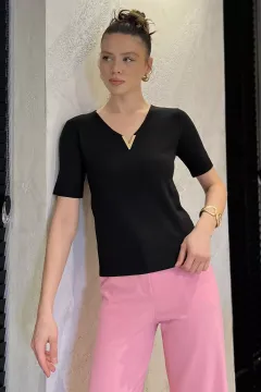 Kadın V Yaka Aksesuarlı Triko Bluz Siyah