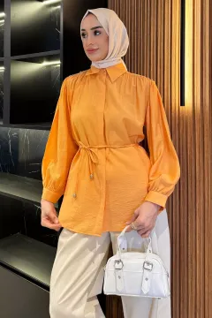 Omuz Büzgülü Ve Taşlı Tesettür Gömlek Hardal