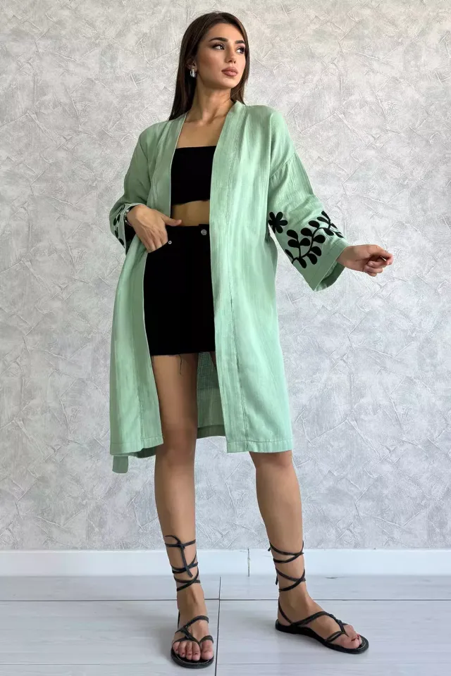 Bel Kuşaklı Nakışlı Kadın Kimono Mint