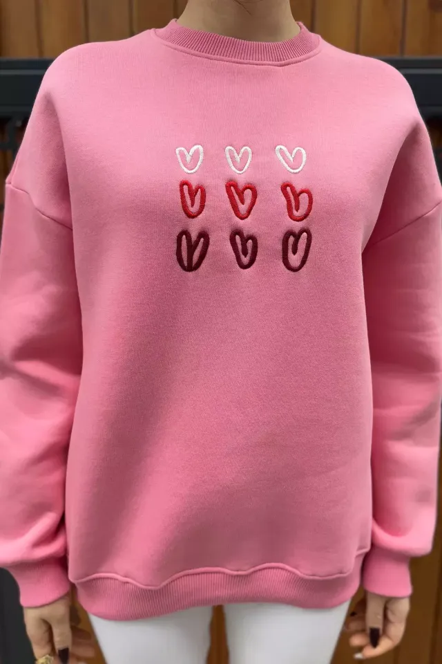 Kadın Bisiklet Yaka Kalp Nakışlı Şardonlu Sweatshirt Pembe